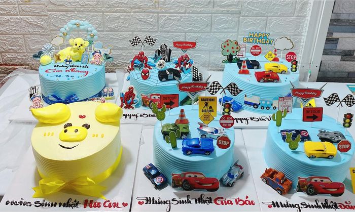Nghệ thuật trang trí bánh kem tại Linh Suri