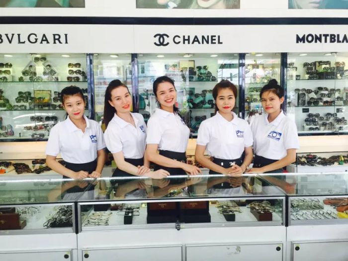 Không gian hiện đại và chuyên nghiệp tại Trung Tâm Kính Mắt Thành Phố