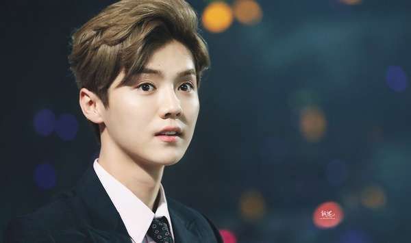 Luhan ảnh 2 - Phong thái quyến rũ đốn tim người hâm mộ