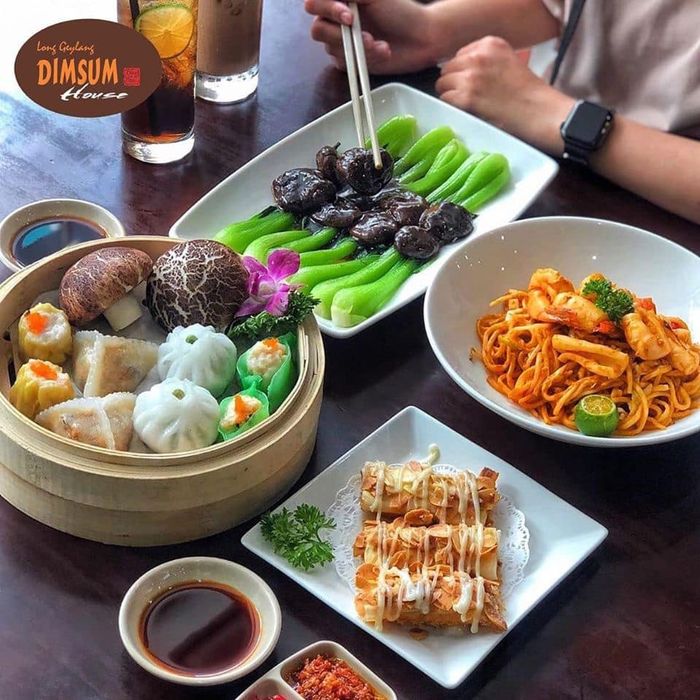 Hình ảnh 3 của Long Geylang - Dimsum House - Khám phá không gian thưởng thức dimsum tuyệt vời