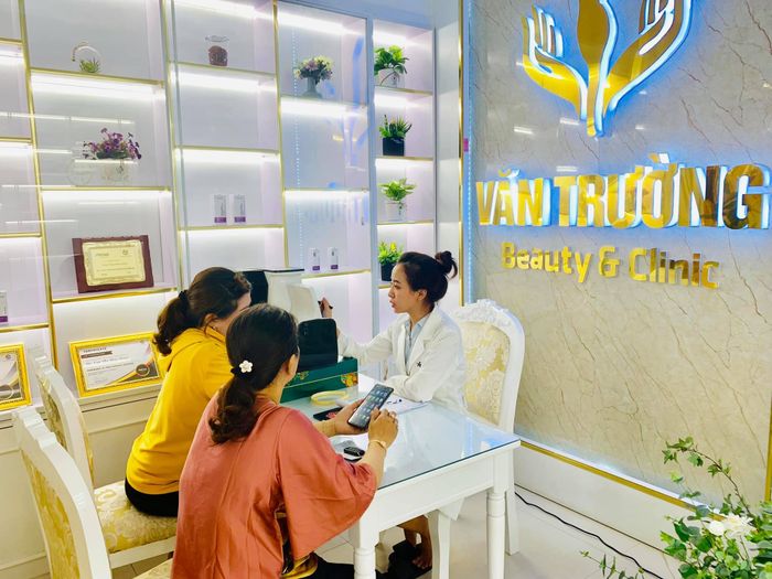 Không gian hiện đại và sang trọng tại Viện Thẩm Mỹ Văn Trường