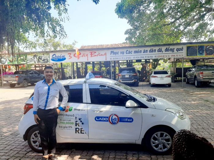 Hình ảnh đội xe Lado Taxi Vũng Tàu (ảnh 2)