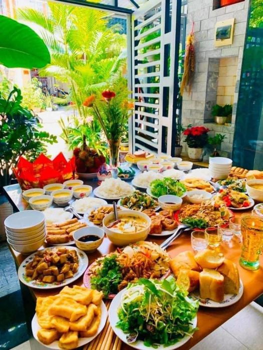 Góc ảnh đầy nghệ thuật về không gian ấm cúng tại Quán Chay Hiếu Hạnh