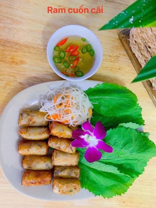 Không gian ấm cúng tại Quán Chay Tâm Phúc - Đà Nẵng