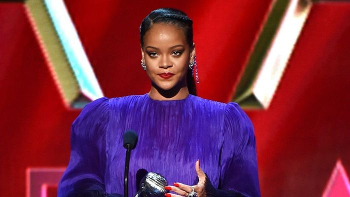 Rihanna (82 triệu lượt thích) - ảnh 1