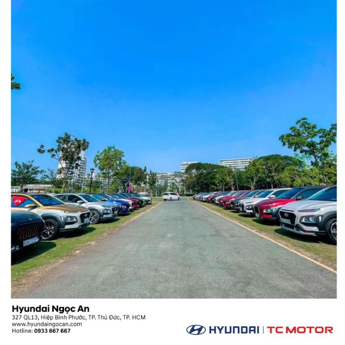 Không gian trưng bày Hyundai Ngọc An - nơi những công nghệ xe hiện đại nhất được giới thiệu một cách ấn tượng