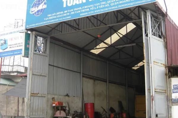 Hình ảnh đội xe vận tải chuyên dụng của Tuấn Mạnh Logistics