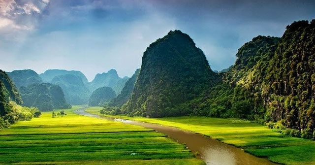 Tranh minh họa sống động: Khung cảnh trận chiến sông Như Nguyệt lịch sử (Nguồn: Di sản nghệ thuật Việt Nam)