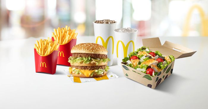 Hình ảnh không gian sang trọng tại McDonald’s Vincom Thảo Điền