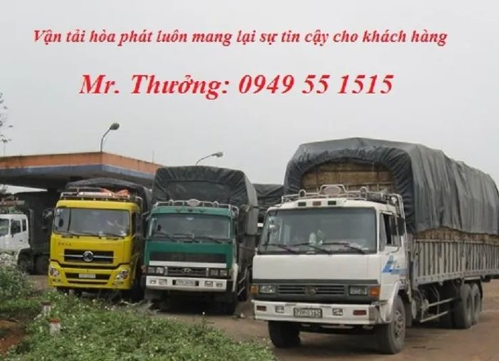 Hình ảnh đội xe vận tải hiện đại của Hòa Phát
