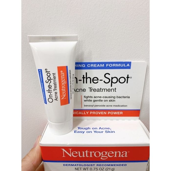 Kem Cải Thiện Mụn Neutrogena On The Spot Acne Treatment ảnh 1