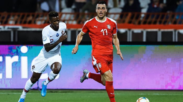 Khoảnh khắc đáng nhớ của Filip Kostic trước thất bại tại vòng Play-off