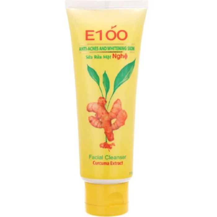 [Hình ảnh] Kết cấu sữa rửa mặt E100 dạng gel trong suốt