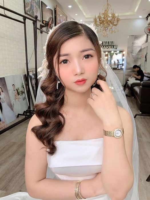 Khoảnh khắc tỏa sáng cùng dịch vụ trang điểm cô dâu Hoannana Makeup Artist
