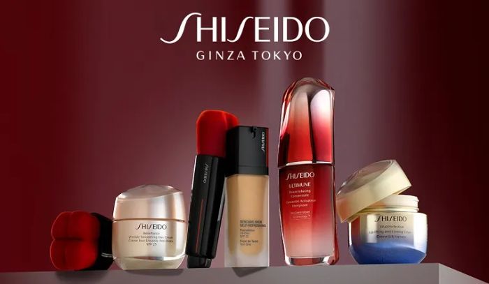 Hình ảnh mỹ phẩm Shiseido số 1 – sự kết hợp hài hòa giữa truyền thống và công nghệ hiện đại trong từng sản phẩm.