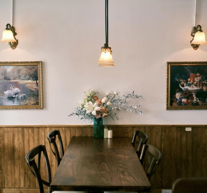 Góc thư giãn sang trọng tại Navido Coffee