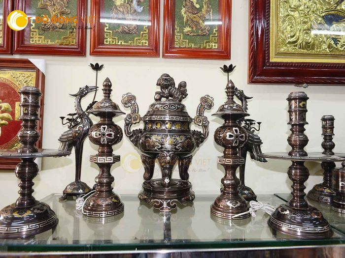 Tác phẩm đồ đồng mỹ nghệ tinh xảo từ Đồ Đồng Việt