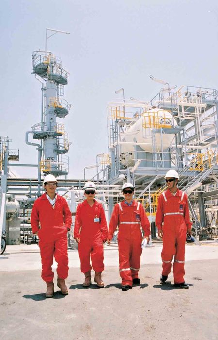 Đồng phục Nhật Thịnh (ảnh 2) - Minh chứng cho những sản phẩm đồng phục bảo hộ đa dạng mẫu mã, đạt tiêu chuẩn chất lượng cao