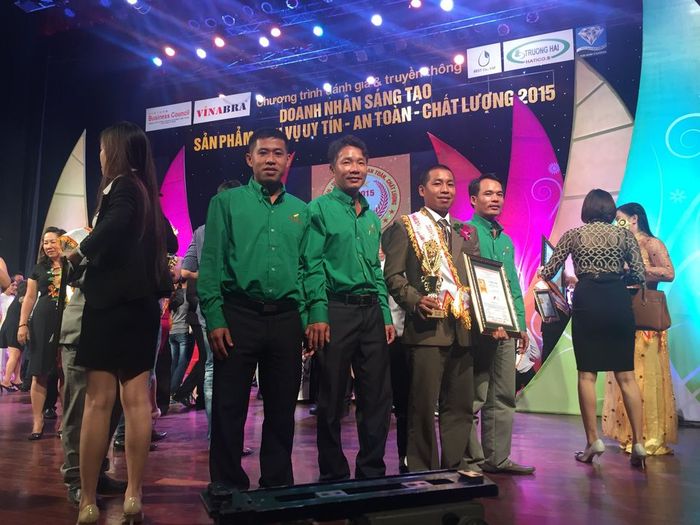 Hình ảnh minh họa dịch vụ diệt mối chuyên nghiệp của Công ty Trần Anh