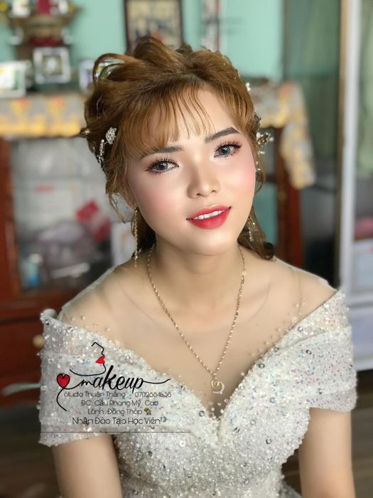 Tác phẩm trang điểm cô dâu xuất sắc từ Thuận Thắng Studio (Ảnh 3)