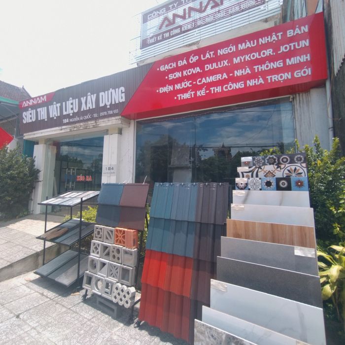 Ảnh 3 - Khu trưng bày vật liệu cao cấp tại Siêu Thị VLXD An Nam