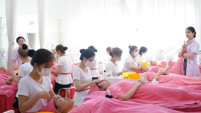 Không gian đào tạo hiện đại tại Học viện ANA