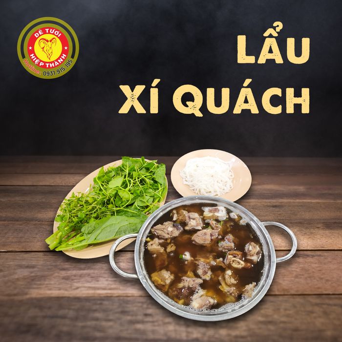Lẩu xí quách với nước dùng đậm đà, các nguyên liệu tươi ngon được nấu chín vừa tới, tạo nên một món ăn đậm đà hương vị, khiến thực khách phải xuýt xoa.