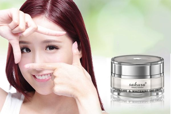Sakura Spot Care & Whitening Day Cream - Giải pháp vàng cho da nám (Ảnh minh họa 1)