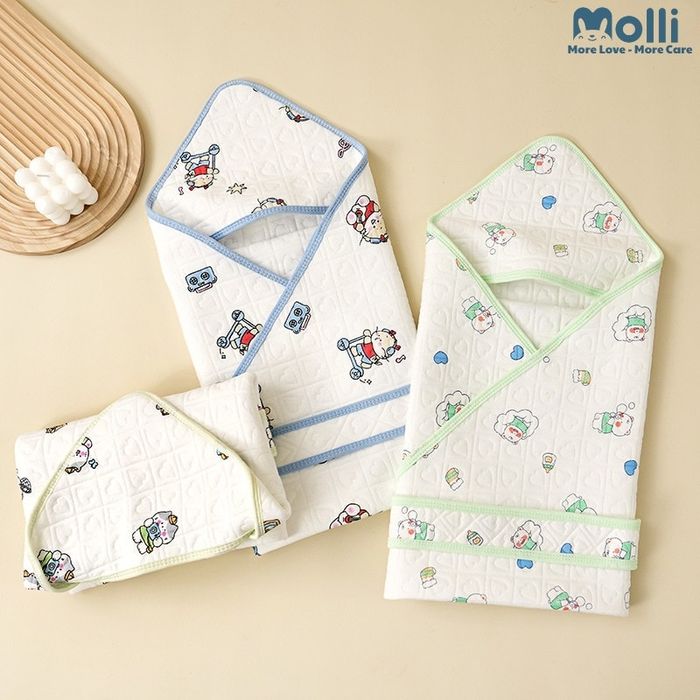 Không gian mua sắm tại Shop Mẹ và Bé Quyết Oanh