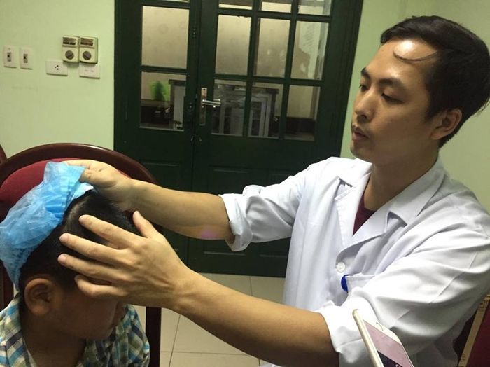 Hình ảnh Thạc sĩ, Bác sĩ Trần Đình Văn - Chuyên gia phẫu thuật thần kinh tài ba