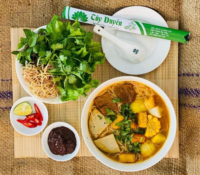 Món ngon đặc trưng tại Nhà hàng chay Tùy Duyên