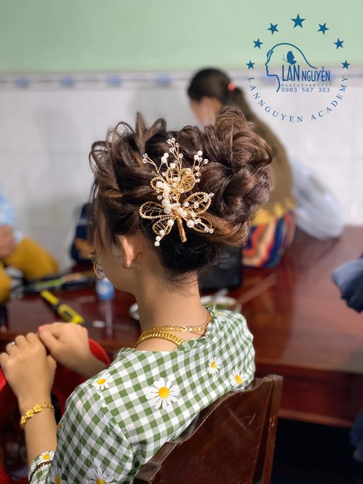 Tác phẩm nghệ thuật tóc cô dâu tại Lan Nguyễn Makeup Cần Thơ