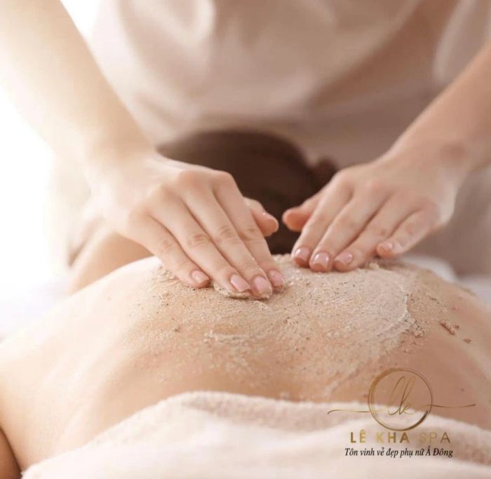 Hình ảnh quy trình tắm trắng công nghệ cao tại Lê Kha Spa