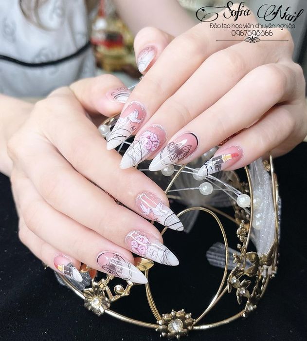 Hình ảnh salon Sofia Nail sang trọng