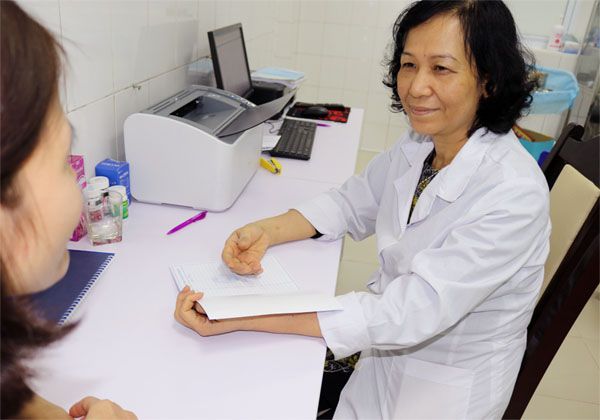 Hình ảnh PGS.TS Ninh Thị Ứng - Chuyên gia thần kinh nhi kỳ cựu