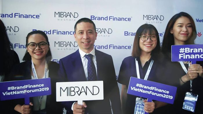 Hình ảnh đội ngũ chuyên gia Mibrand Việt Nam