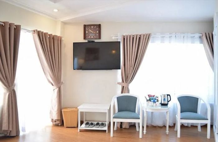 Khách sạn Rạng Đông - Ảnh 2