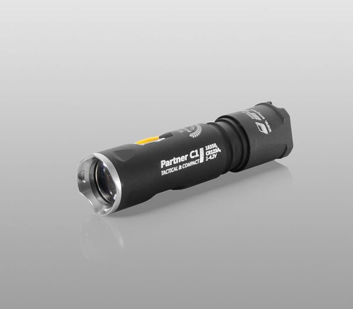 Hình ảnh đèn pin Armytek cao cấp