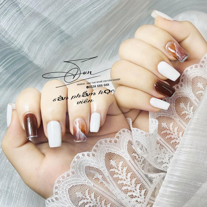 SÚN BEAUTY ACADEMY - Bộ sưu tập hình ảnh tác phẩm nail ấn tượng số 3