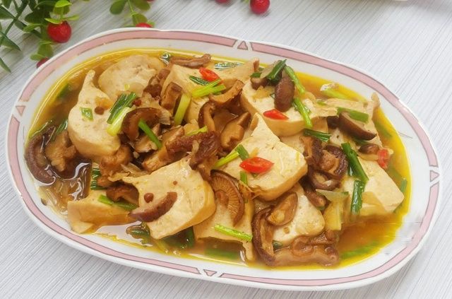 Không gian ấm cúng tại Quán Chay Cát Tường Lan