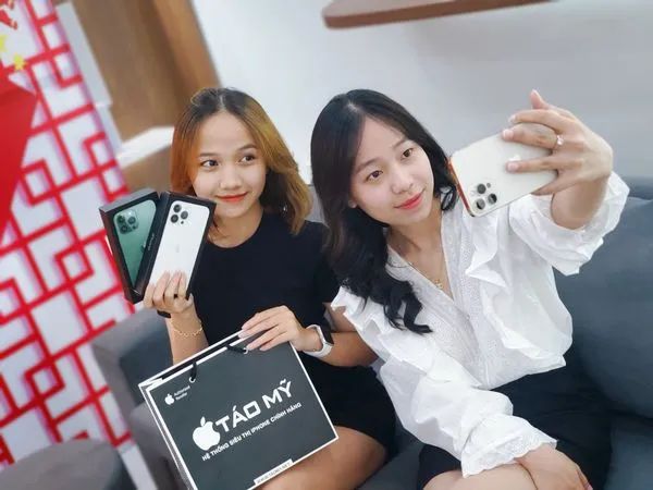 Khoảnh khắc ấn tượng tại Siêu Thị iPhone Chính Hãng TÁO MỸ – ảnh 2
