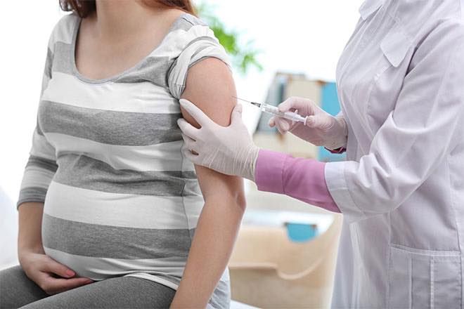 Hình ảnh đội ngũ y bác sĩ chuyên nghiệp tại Phòng khám Phụ Sản Hồng Phúc