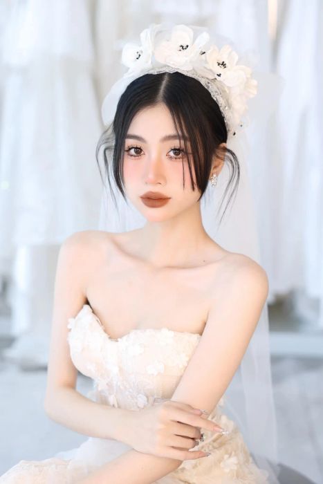 Khoảnh khắc tỏa sáng - BST trang điểm cô dâu đẳng cấp tại Văng Minh Thắng Studio