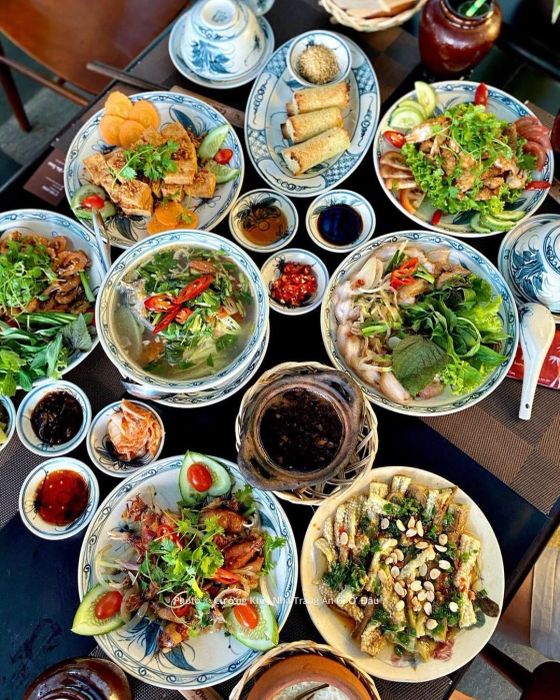 Khoảnh khắc tinh tế tại Cơm Quê Nha Trang số 3