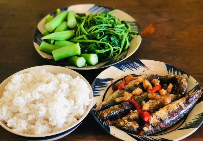 Khoảnh khắc tại Cơm Quê Nhà Tí số 2