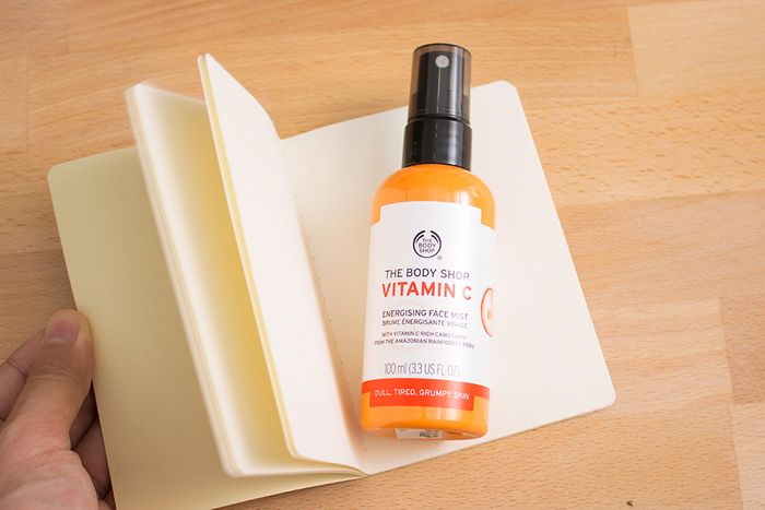 Hình ảnh thực tế xịt khoáng Vitamin C Energising Face Mist