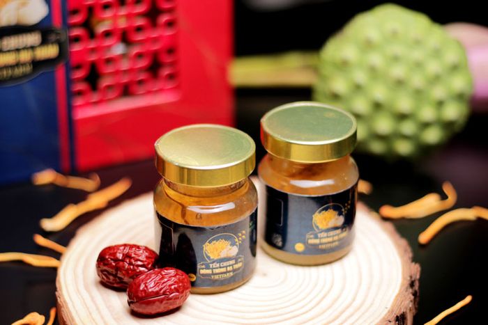 Bộ sưu tập hình ảnh Yến Chưng Đông Trùng Hạ Thảo Vietfarm - Quà tặng sức khỏe cao cấp