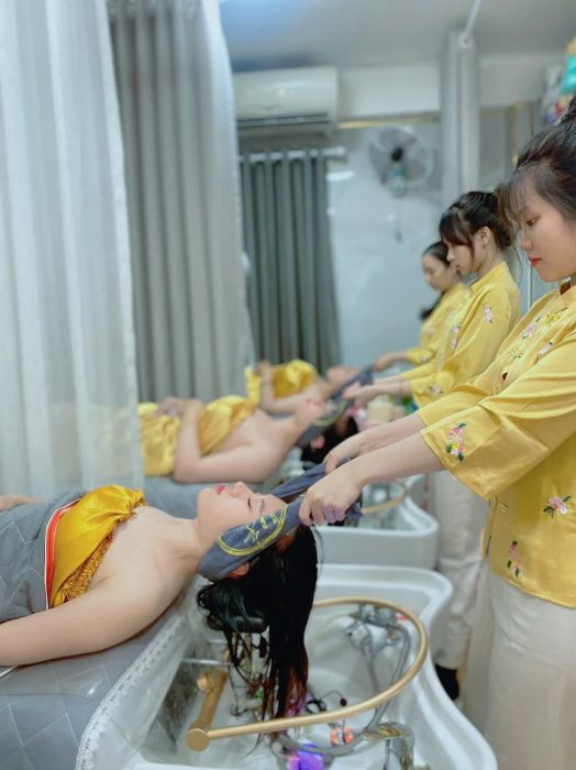 Quy trình gội đầu dưỡng sinh chuyên nghiệp tại Ruby Beauty