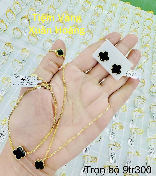 Hình ảnh không gian sang trọng tại Tiệm Vàng Xuân Hoàng