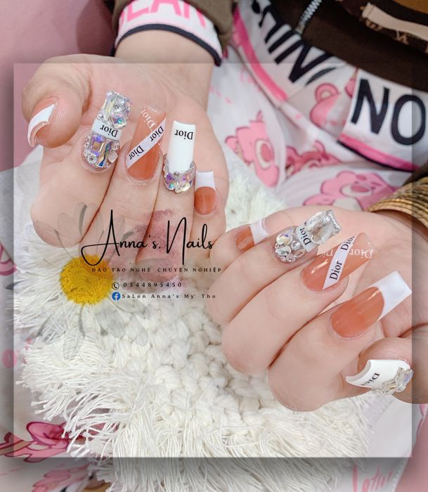 Hình ảnh ấn tượng từ Anna's Nails & Academy - Nơi đào tạo nghề nail chuyên nghiệp